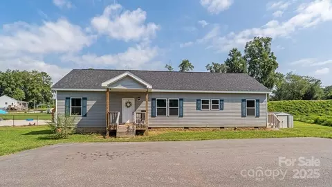 3107 Yancey Rd, Marion, NC 28752