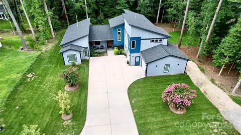 3608 Oriole Pl, Charlotte, NC 28269