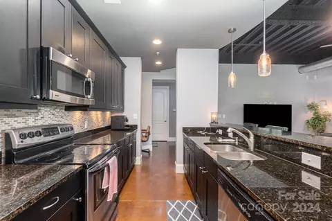 2338 Yadkin 102 Ave #102, Charlotte, NC 28205
