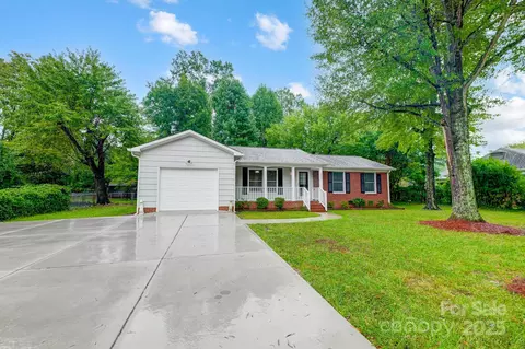 1308 Rama Rd, Charlotte, NC 28211