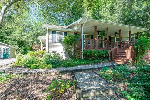 82 Jordan Rd, Brevard, NC 28712
