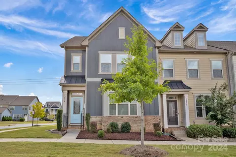 12834 Robert Walker Dr, Davidson, NC 28036
