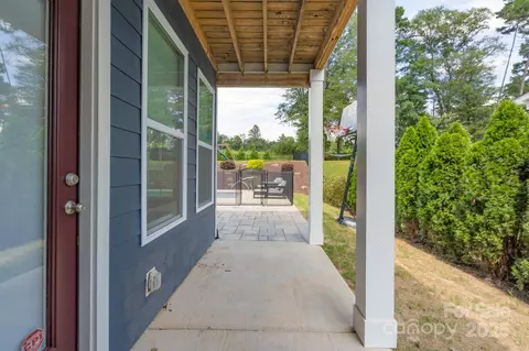 Exterior - 1180 Weir Ct, Fort Mill, SC 29708 photo 4 of 6