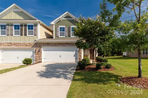 2423 Palmdale Walk Dr, Fort Mill, SC 29708