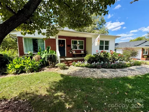 224 Mcginnis Ave, Lincolnton, NC 28092