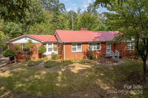 300 Kenilworth Rd, Asheville, NC 28803