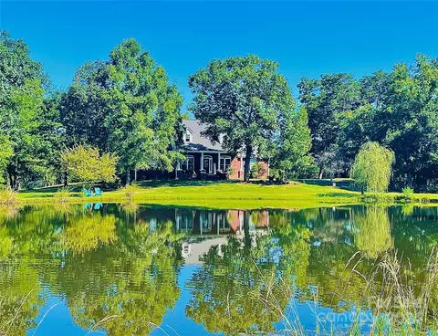1549 Bill Curlee Rd, Polkton, NC 28135