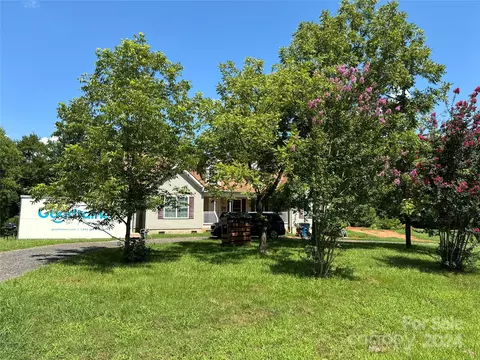 5376 Brooks Chapel Rd, Ellenboro, NC 28040