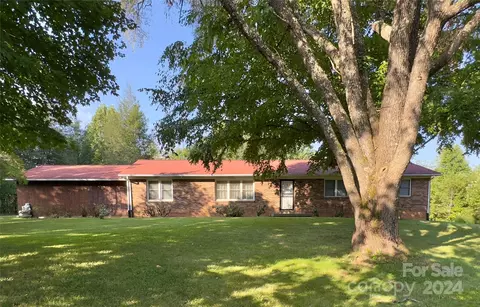 428 Curtis Parker Rd, Alexander, NC 28701