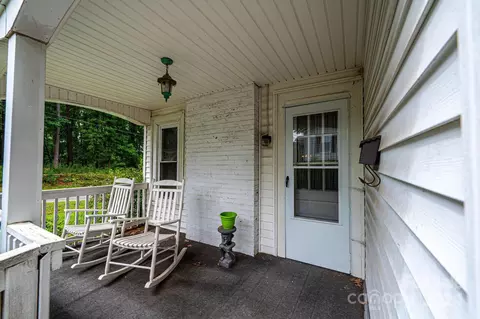416 4th Sw St SW, Conover, NC 28613 photo 5