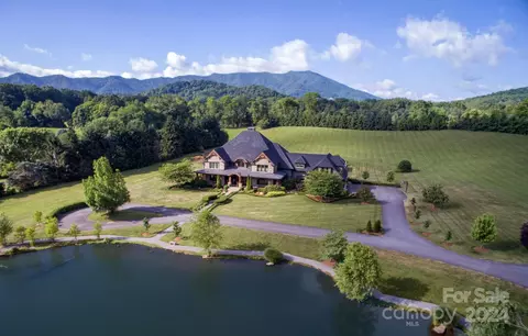 51 Plott Valley Rd, Waynesville, NC 28786