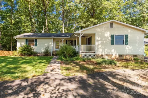 3270 Henry Knob Rd, Clover, SC 29710