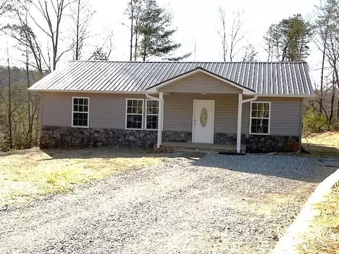 142 Cochran Cove Dr, Old Fort, NC 28762