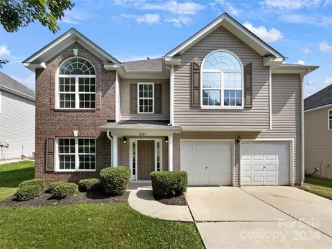 5027 Wicklow Dr, Gastonia, NC 28054
