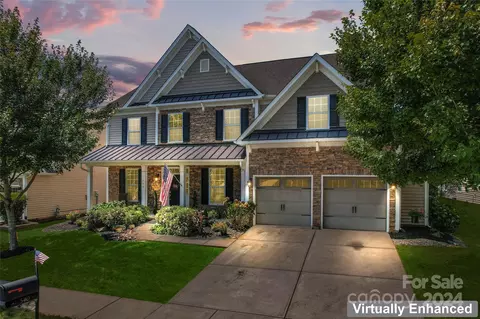 540 Rosemary Ln, Tega Cay, SC 29708
