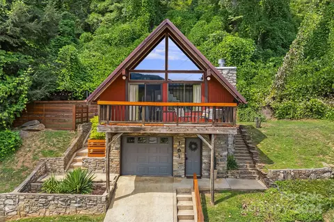 161 Spencer St, Clyde, NC 28721