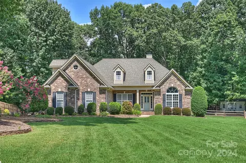 122 Barton Pl, Mooresville, NC 28117