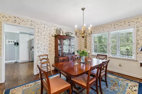 Dining - 5200 Wolfe Rd, Hickory, NC 28601 photo 1 of 5