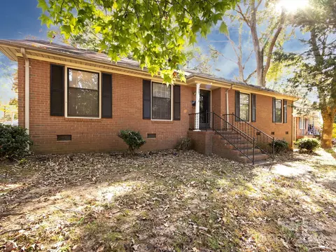 7501 Dorn Cir, Charlotte, NC 28212