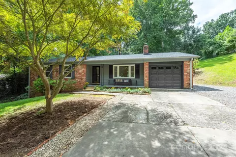 87 Providence Rd, Asheville, NC 28806