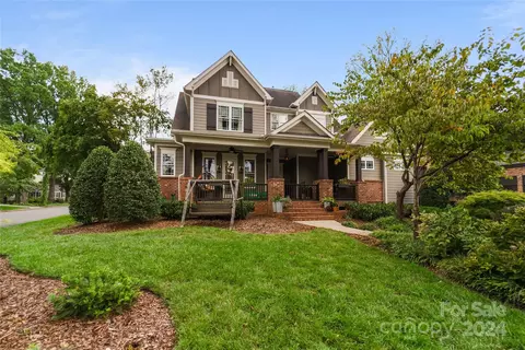 301 Fieldbrook Pl, Charlotte, NC 28209