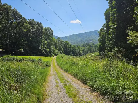 0000 Sweetwood Trl, Black Mountain, NC 28711