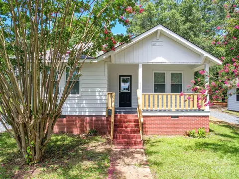 450 Cherry St, Wadesboro, NC 28170