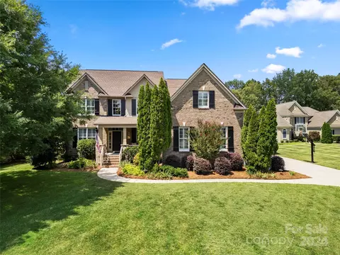205 Red Twig Ct, Waxhaw, NC 28173
