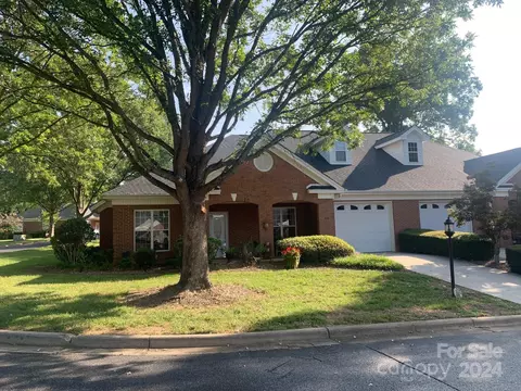 110 Knops Nob Rd, Mooresville, NC 28115