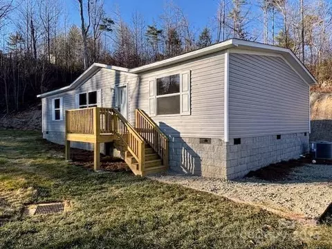 73 Lily Patch Ln, Brevard, NC 28712