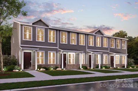 139 Villa Ln, Lincolnton, NC 28092
