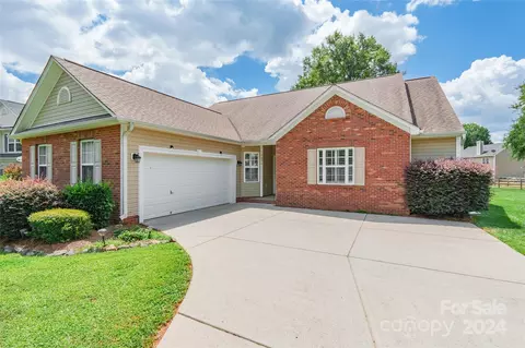 1259 Brecken Ct, Kannapolis, NC 28081