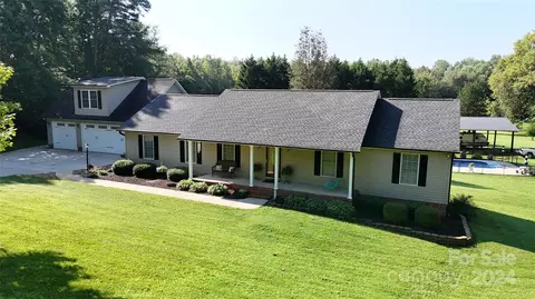 4562 Asbury Church Rd, Lincolnton, NC 28092