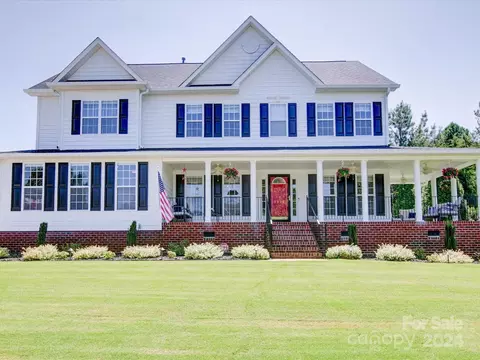 2226 Madeira Cir, Waxhaw, NC 28173
