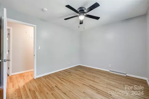 Bedroom - 2532 Tattersall Dr, Charlotte, NC 28210 photo 4 of 7