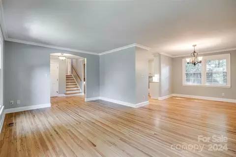 Living - 2532 Tattersall Dr, Charlotte, NC 28210 photo 2 of 7
