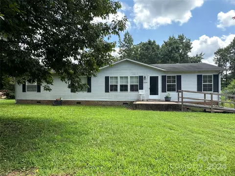 6604 Nc 150 Hwy, Maiden, NC 28650