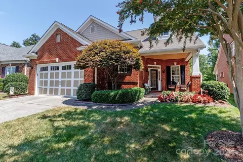 10829 Round Rock Rd, Charlotte, NC 28277