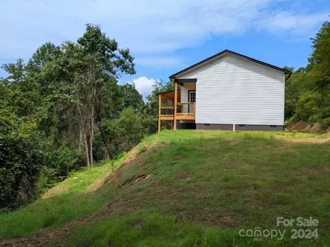 688 Blake Dr, Canton, NC 28716 photo 25