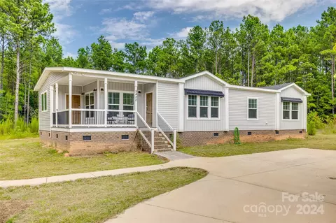 5420 Crawford Rd, Fort Lawn, SC 29714