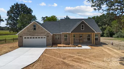 5491 Nc 218 Hwy, Peachland, NC 28133
