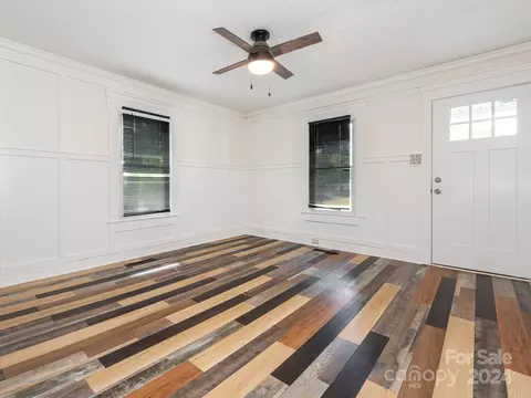 1017 E 10th 10-12 St #10-12, Kannapolis, NC 28083 photo 2