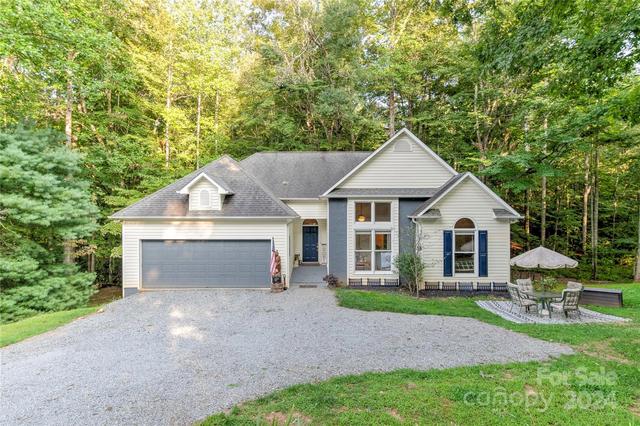 236 Woody Cir, Tryon, NC 28782