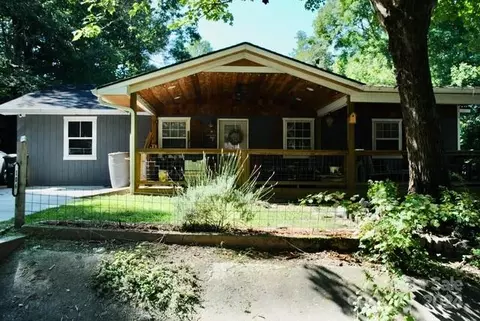 106 W View Ave, Black Mountain, NC 28711