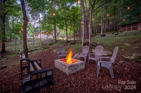 Exterior - 18 Upper Walnut Creek Rd, Marshall, NC 28753 photo 6 of 8