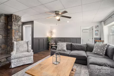 Living - 18 Upper Walnut Creek Rd, Marshall, NC 28753 photo 3 of 4