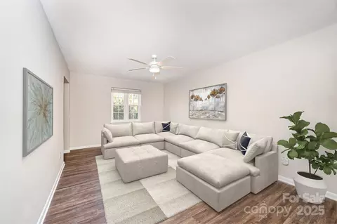 3178 Heathstead Pl, Charlotte, NC 28210