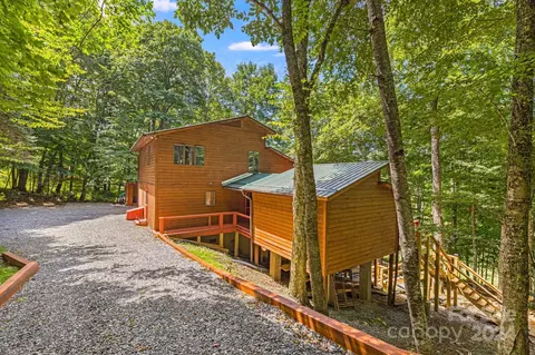 101 Oakridge 701700 Ct #701/700, Mars Hill, NC 28754