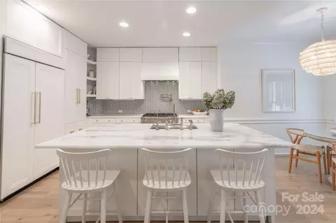 Kitchen - 6762 Fox Ridge Cir, Davidson, NC 28036 photo 6 of 7