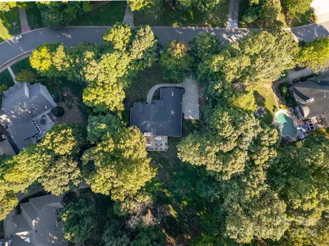 View/Area - 6762 Fox Ridge Cir, Davidson, NC 28036 photo 1 of 1